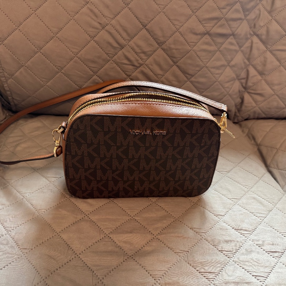 Michael Kors Jet Set MK Signature Brown Crossbody Zip Leather Bag